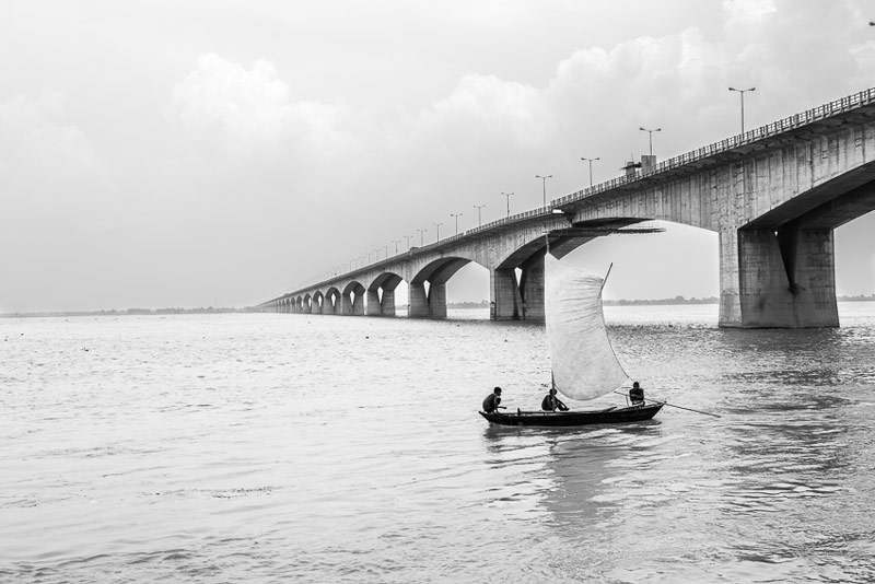 River Ganges and Mahatma Gandhi Setu at Patna, Bihar. Width of the river here stretches from 4-6 kilometers
